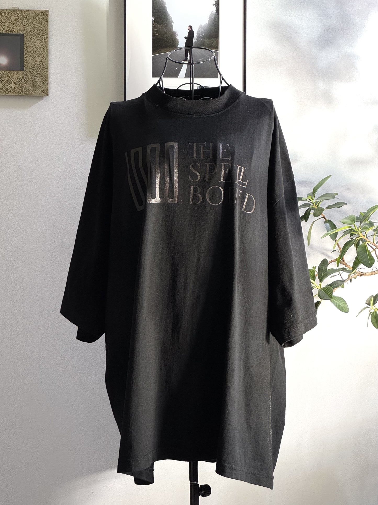THE SPELLBOUND Vintage Drop Shoulder T-Shirt