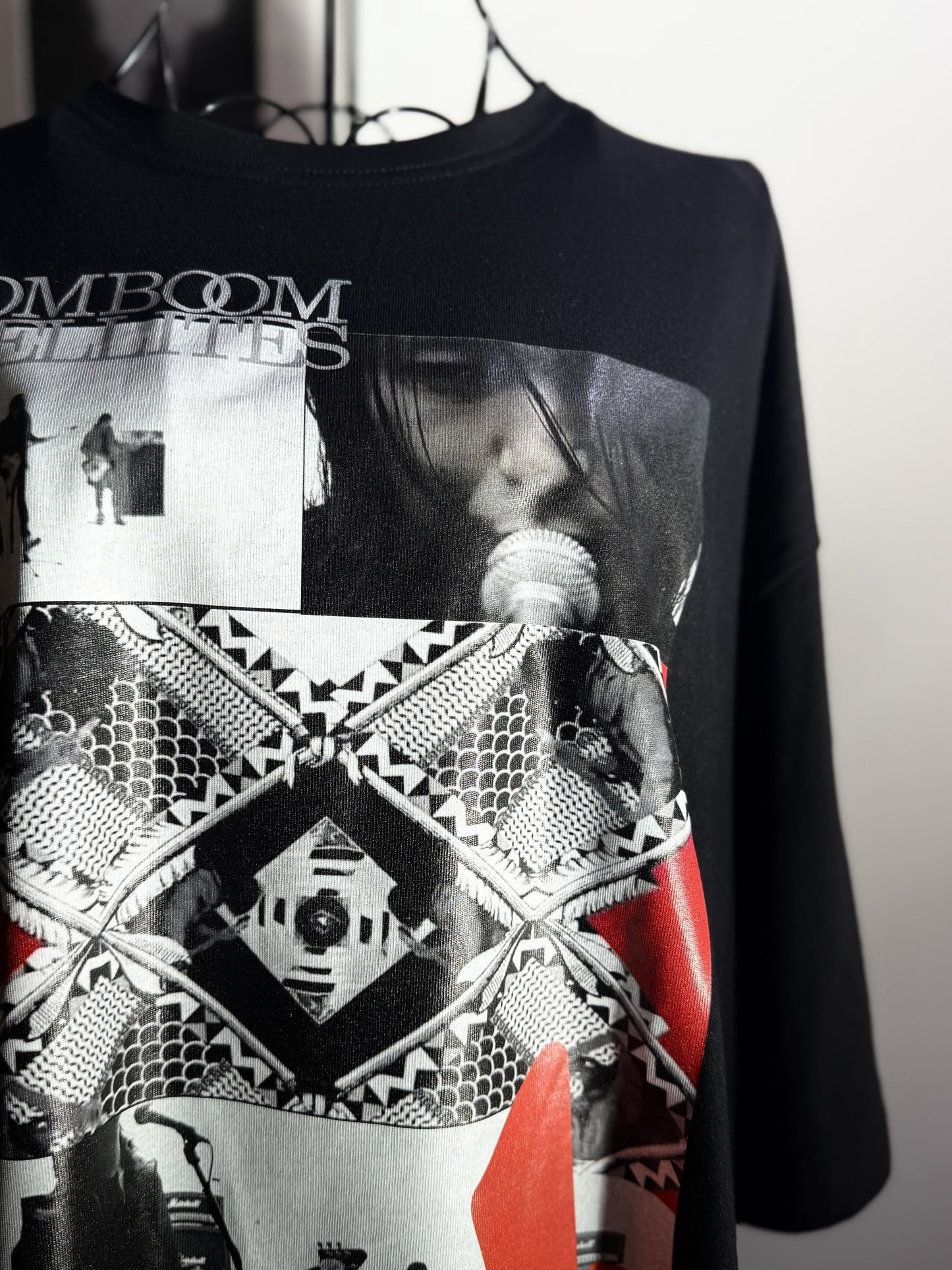 BOOM BOOM SATELLITES × THE SPELLBOUND “Kick it out” Memorial Tee【10/10公演後オンライン発売開始】
