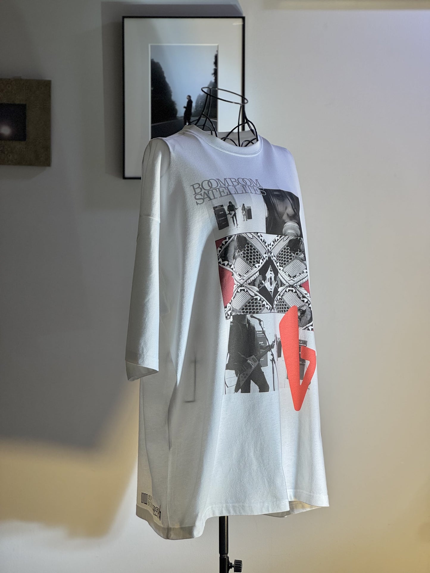 BOOM BOOM SATELLITES × THE SPELLBOUND “Kick it out” Memorial Tee【10/10公演後オンライン発売開始】