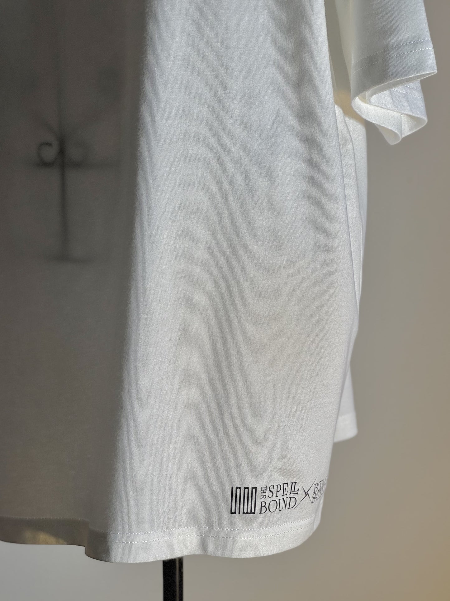 BOOM BOOM SATELLITES × THE SPELLBOUND “Kick it out” Memorial Tee【10/10公演後オンライン発売開始】