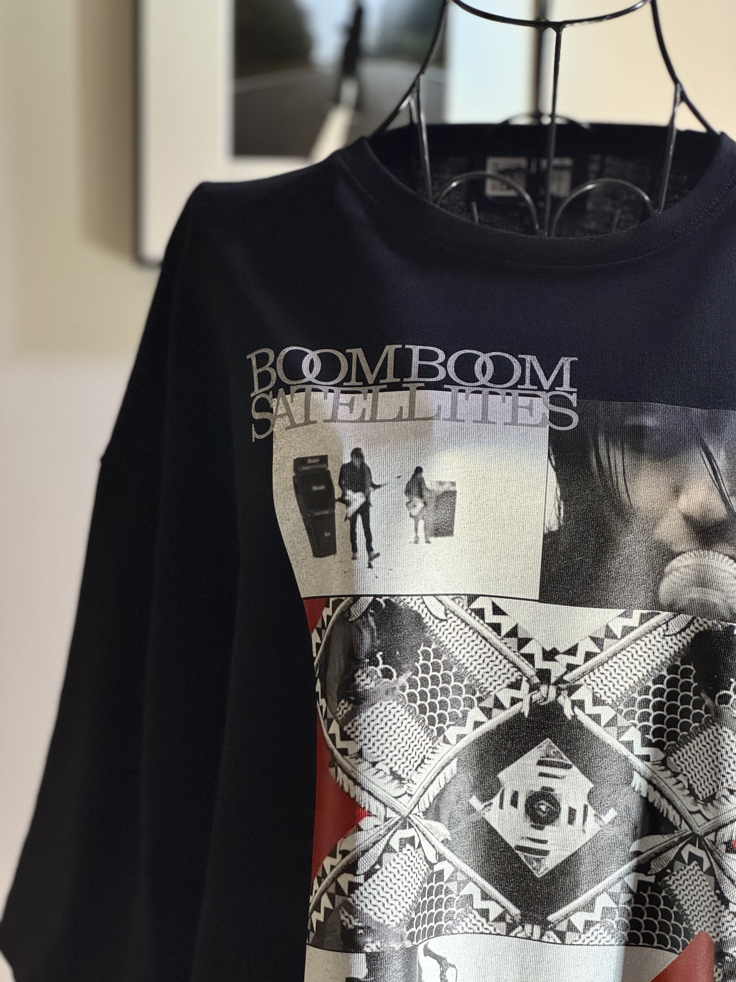 BOOM BOOM SATELLITES × THE SPELLBOUND “Kick it out” Memorial Tee【10/10公演後オンライン発売開始】