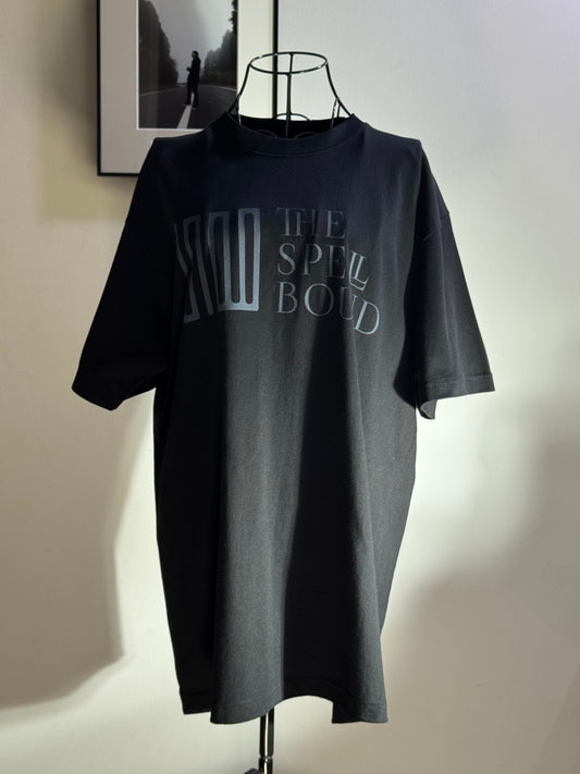 THE SPELLBOUND Logo T-Shirt 【8/18正午発売開始】